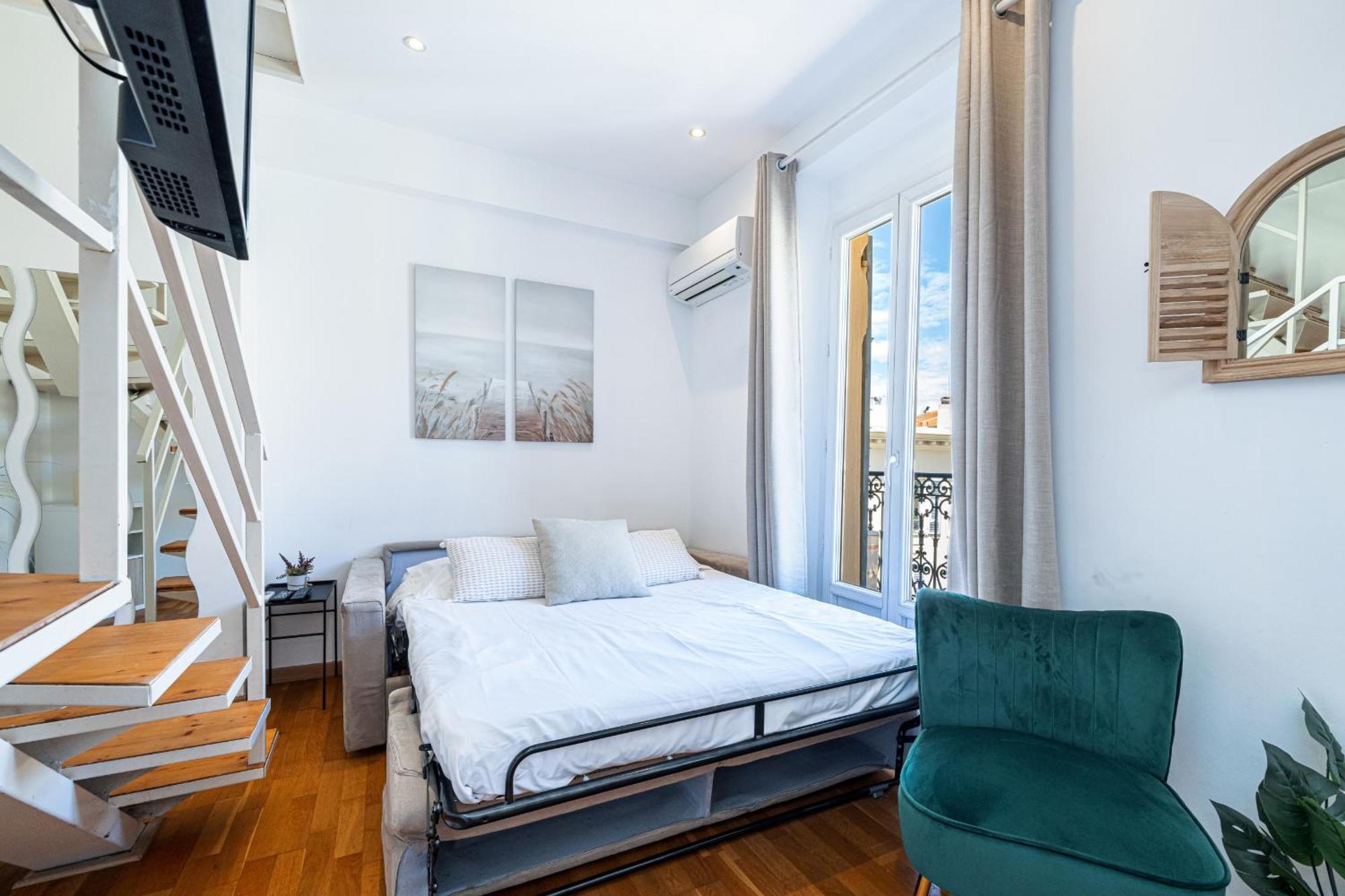 니스 Massena Street - 1 Bdr Duplex With Ac & Parking 아파트 외부 사진