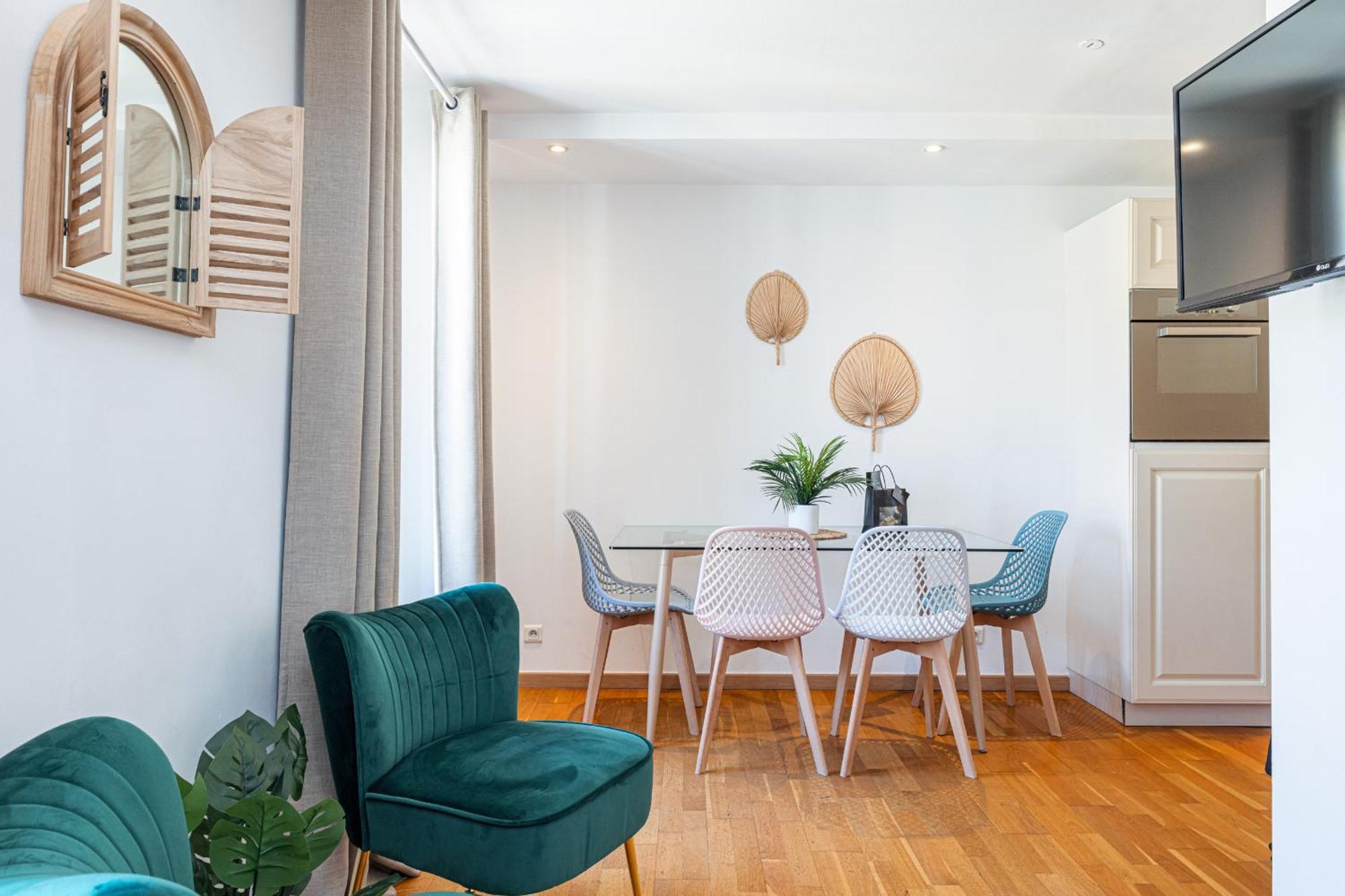 니스 Massena Street - 1 Bdr Duplex With Ac & Parking 아파트 외부 사진