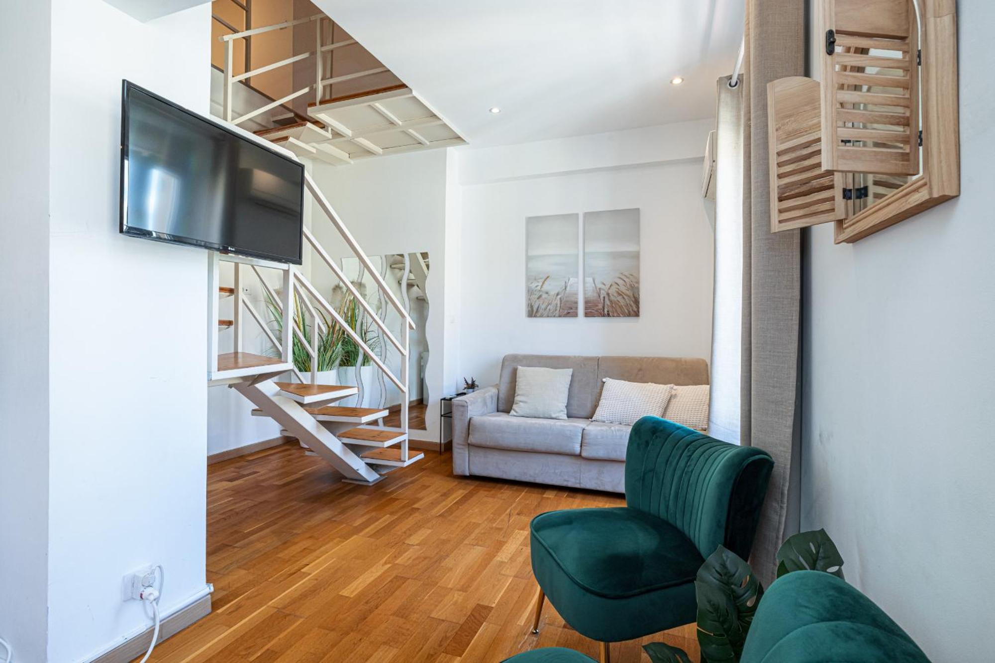 니스 Massena Street - 1 Bdr Duplex With Ac & Parking 아파트 외부 사진