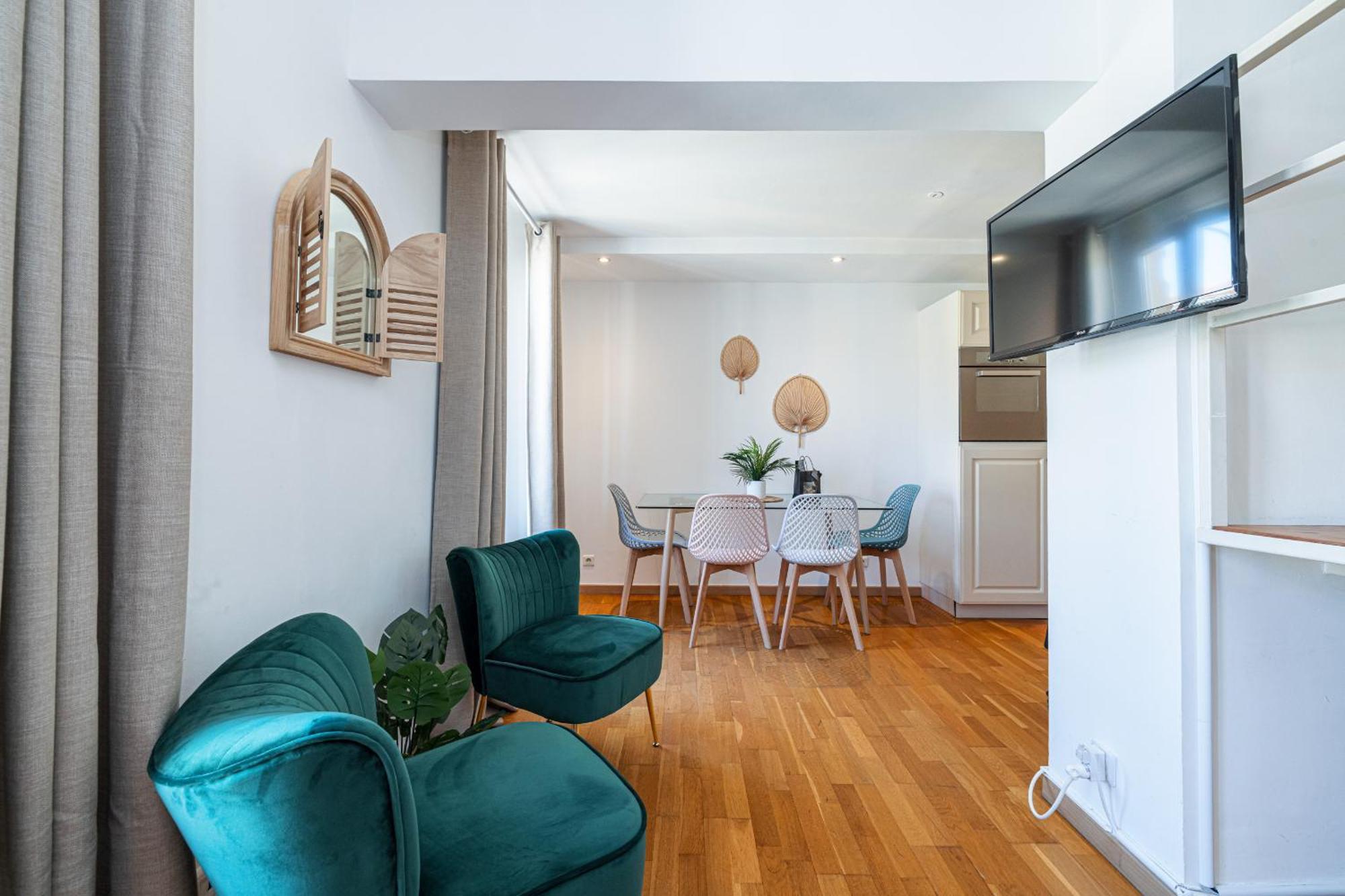 니스 Massena Street - 1 Bdr Duplex With Ac & Parking 아파트 외부 사진