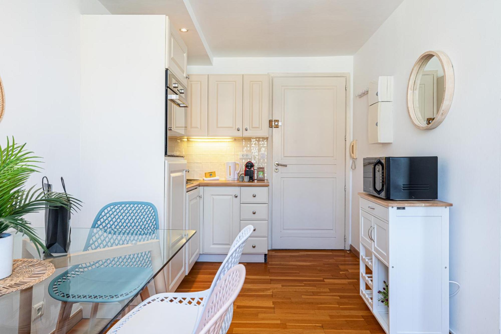 니스 Massena Street - 1 Bdr Duplex With Ac & Parking 아파트 외부 사진