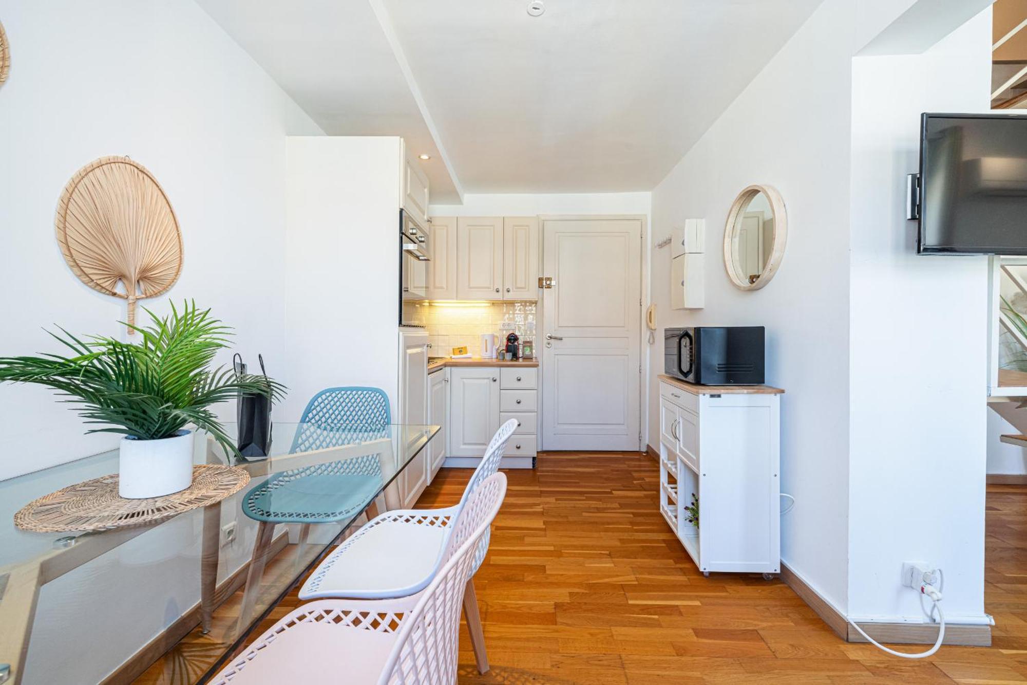 니스 Massena Street - 1 Bdr Duplex With Ac & Parking 아파트 외부 사진